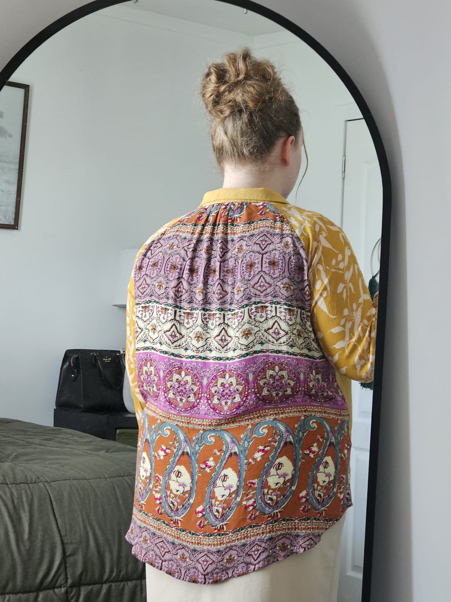 GOLDEN BUTTON UP SHIRT