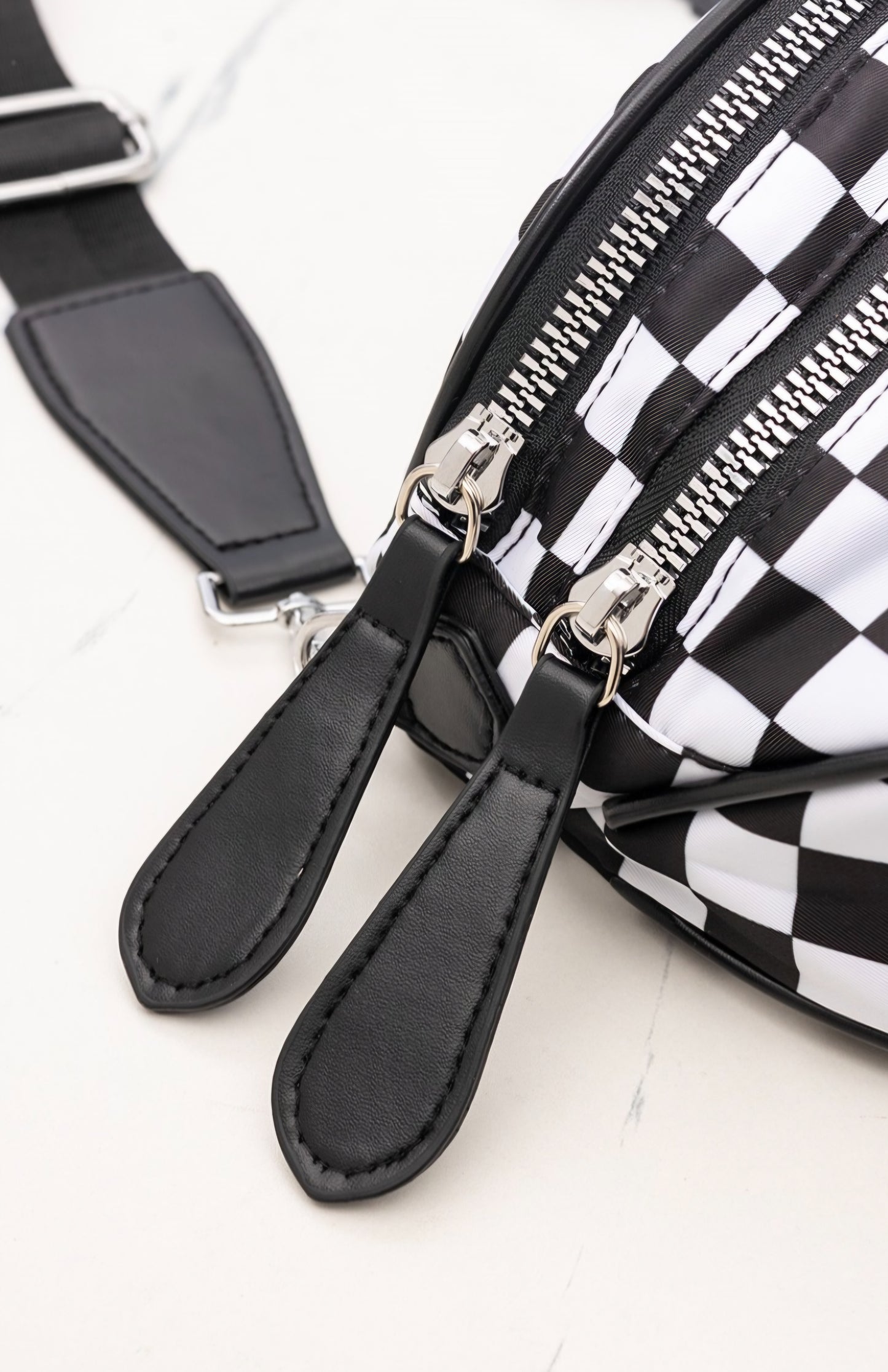 SADDLE BAG CHECKERED CROSSBOSY SLING (multi)