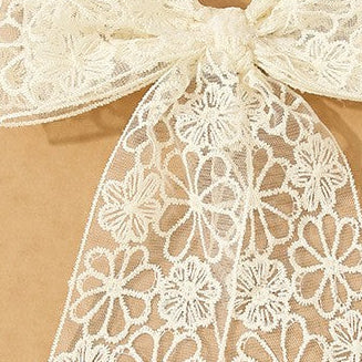 WHITE LACE BOW