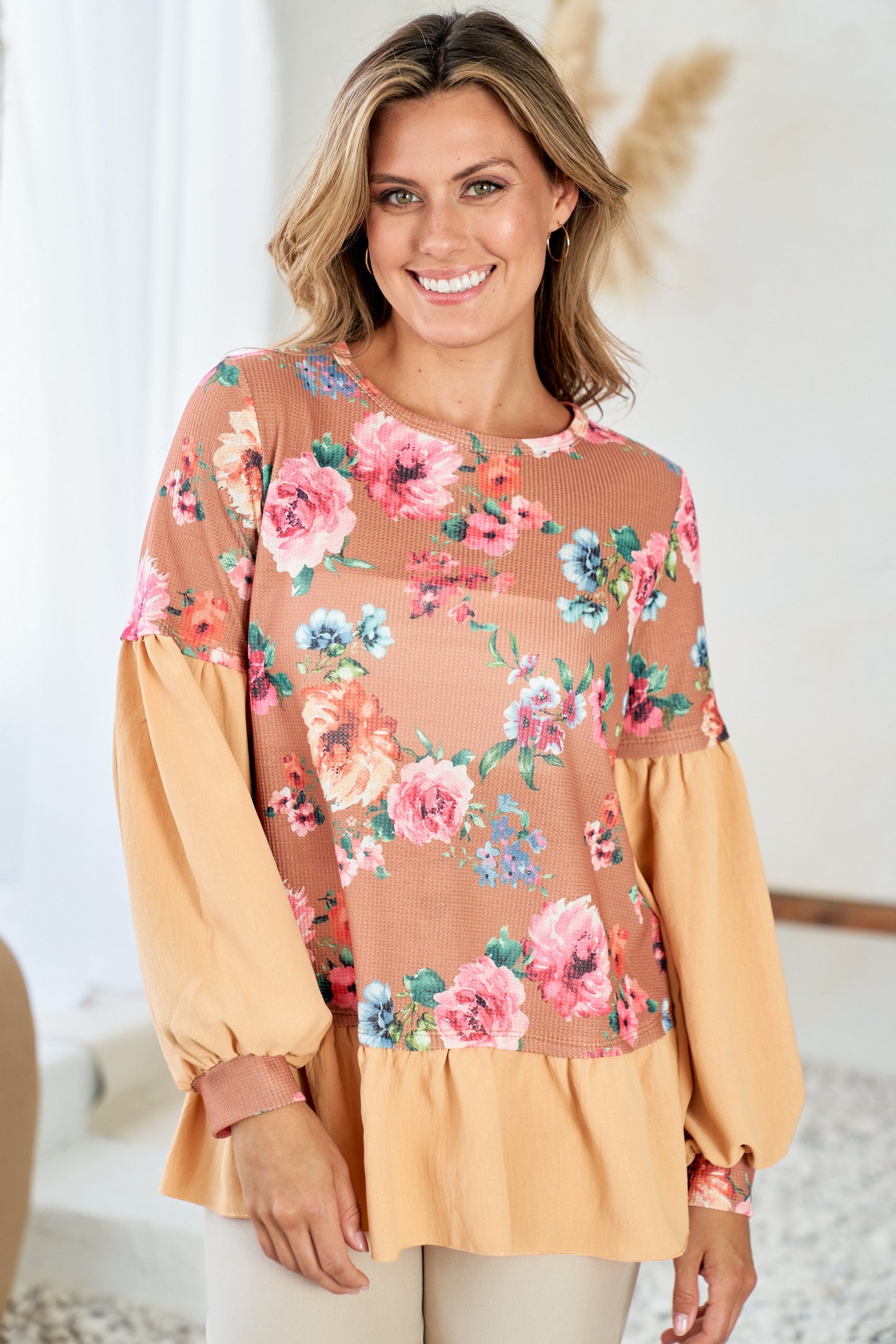 PEACH FLORAL PULLOVER