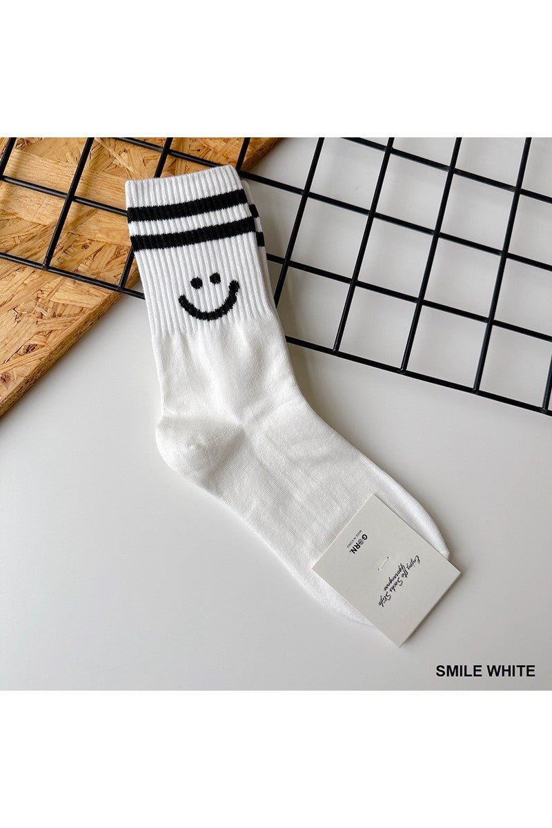 SMILEY FACE SOCKS