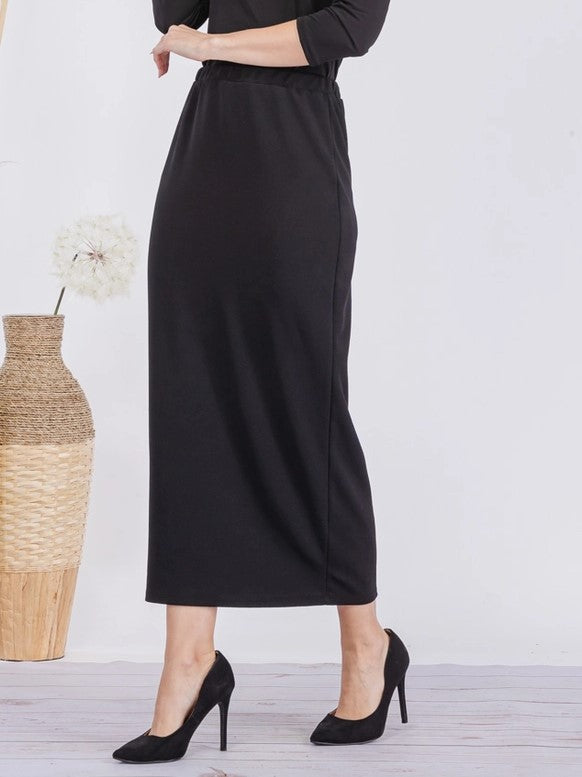 SANDRA MAXI IN BLACK