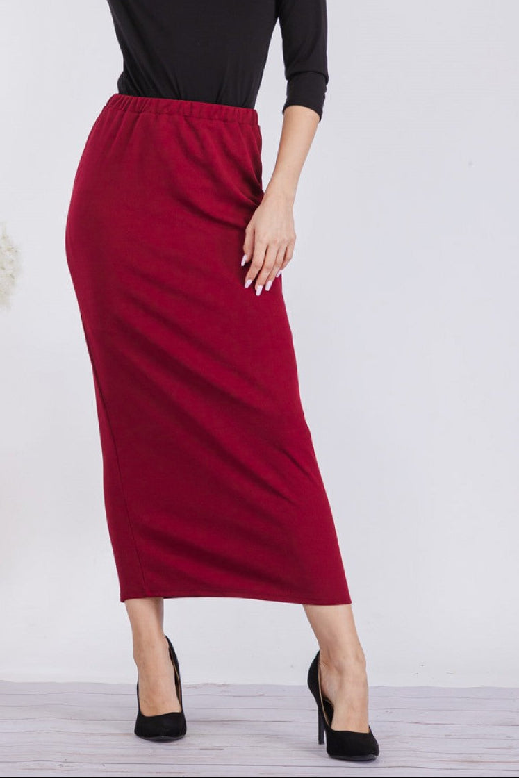 SANDRA MAXI PENCIL SKIRT IN BURGUNDY (plus)