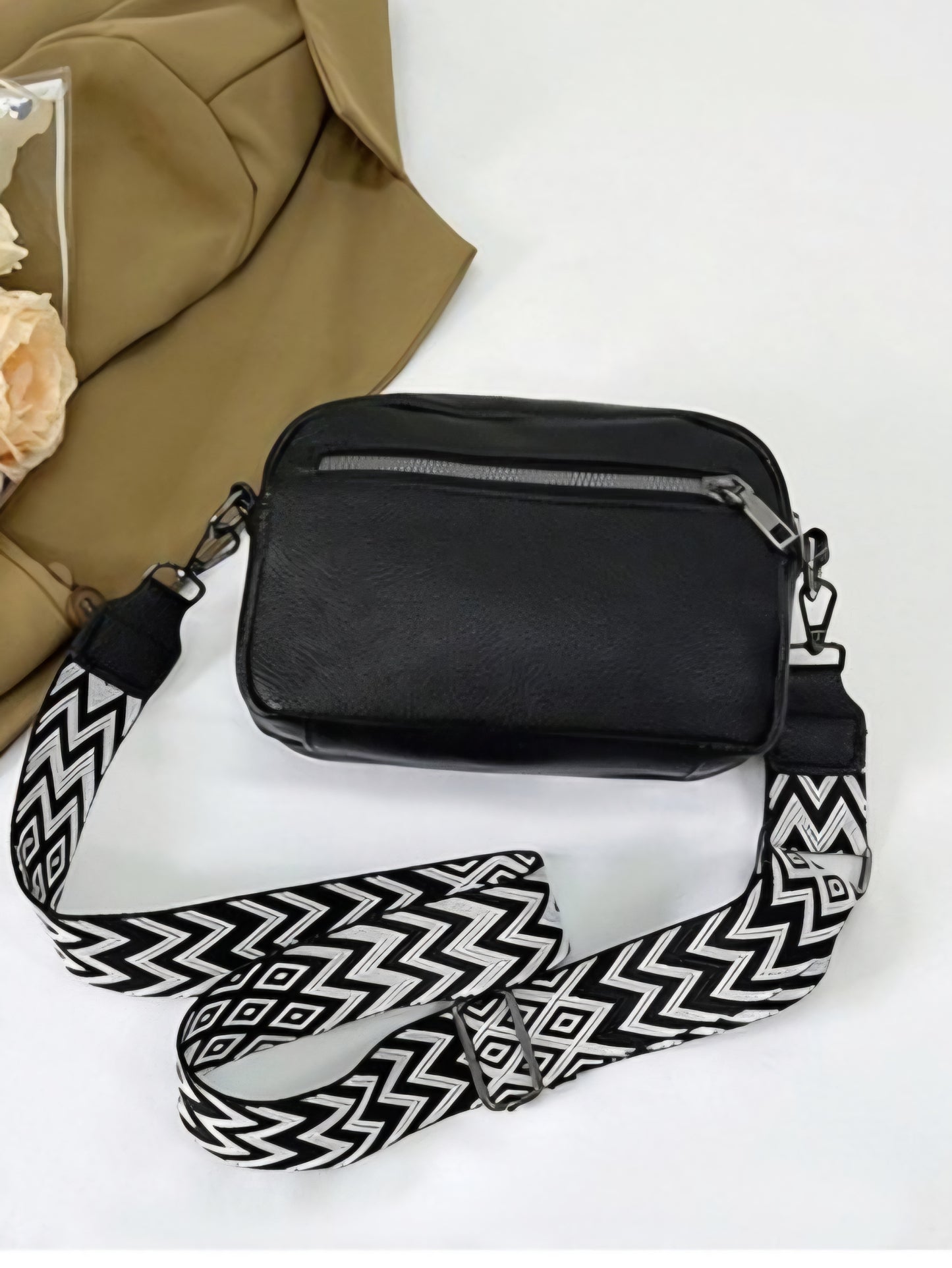 QUILTED VEGAN LEATHER CROSSBODY (multi)