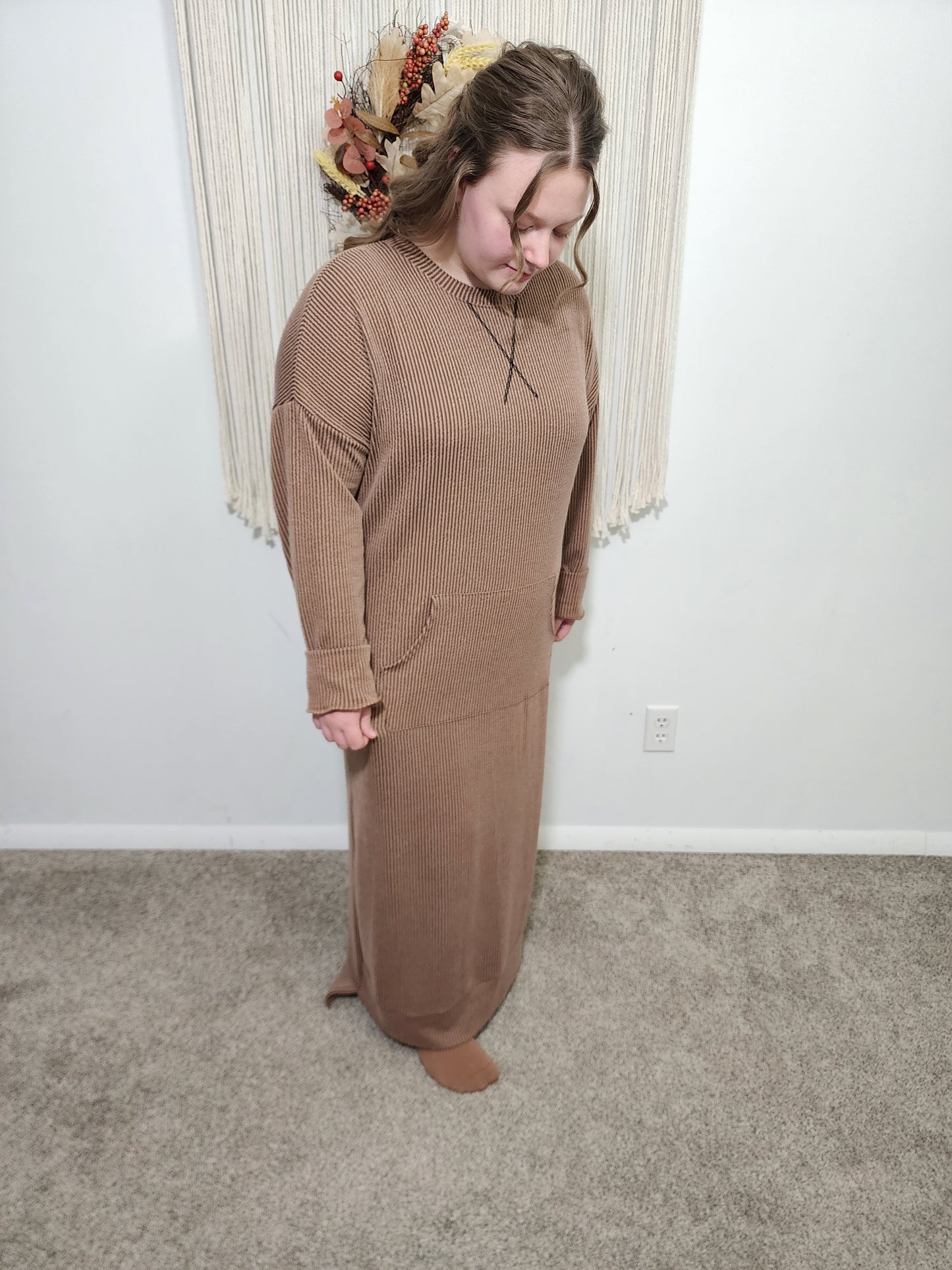 MOCHA RIBBED LOUNGE DRESS