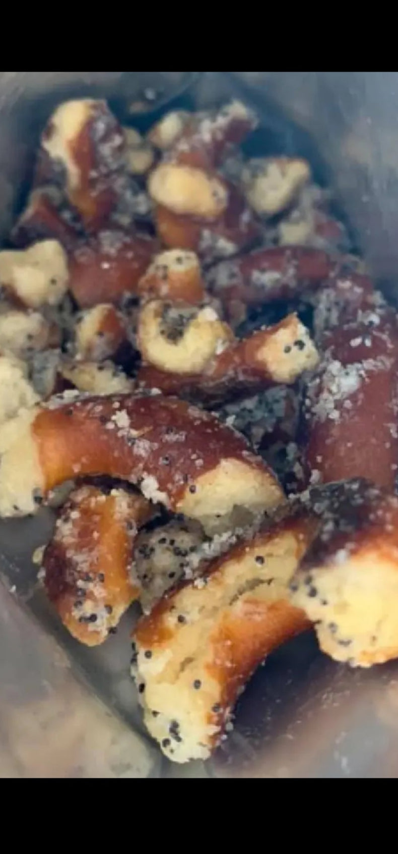 OUTSIDERS KITCHEN PRETZELS (multi)