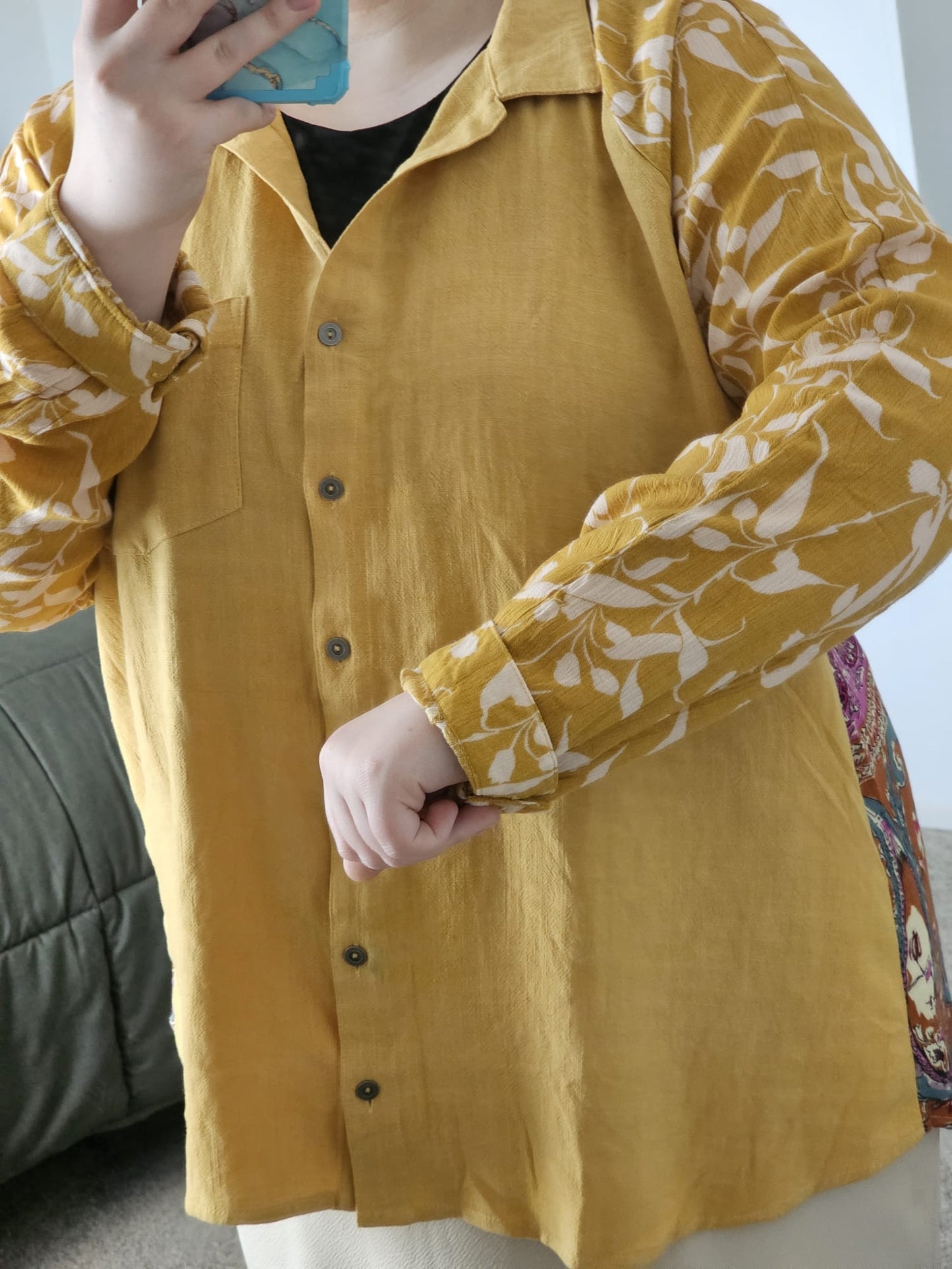 GOLDEN BUTTON UP SHIRT