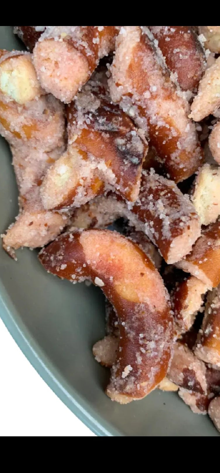 OUTSIDERS KITCHEN PRETZELS (multi)